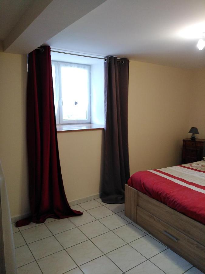 Apartamento Chaleureux A La Campagne Saint-Germain-Laprade Exterior foto
